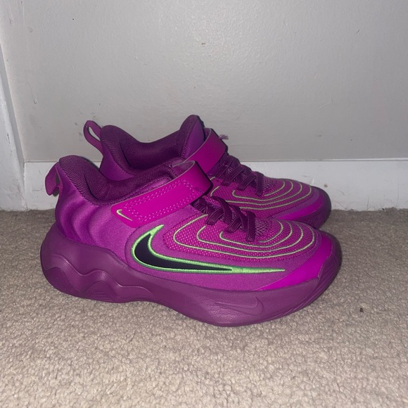 Nike Kids Sneakers in Purple and Neon Green - Picture 1 of 2